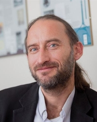 A_Szekely_SEM Mr András Székely